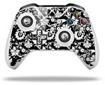 WraptorSkinz Decal Skin Wrap Set works with 2016 and newer XBOX One S / X Controller Black and White Flower (CONTROLLER NOT INCLUDED)